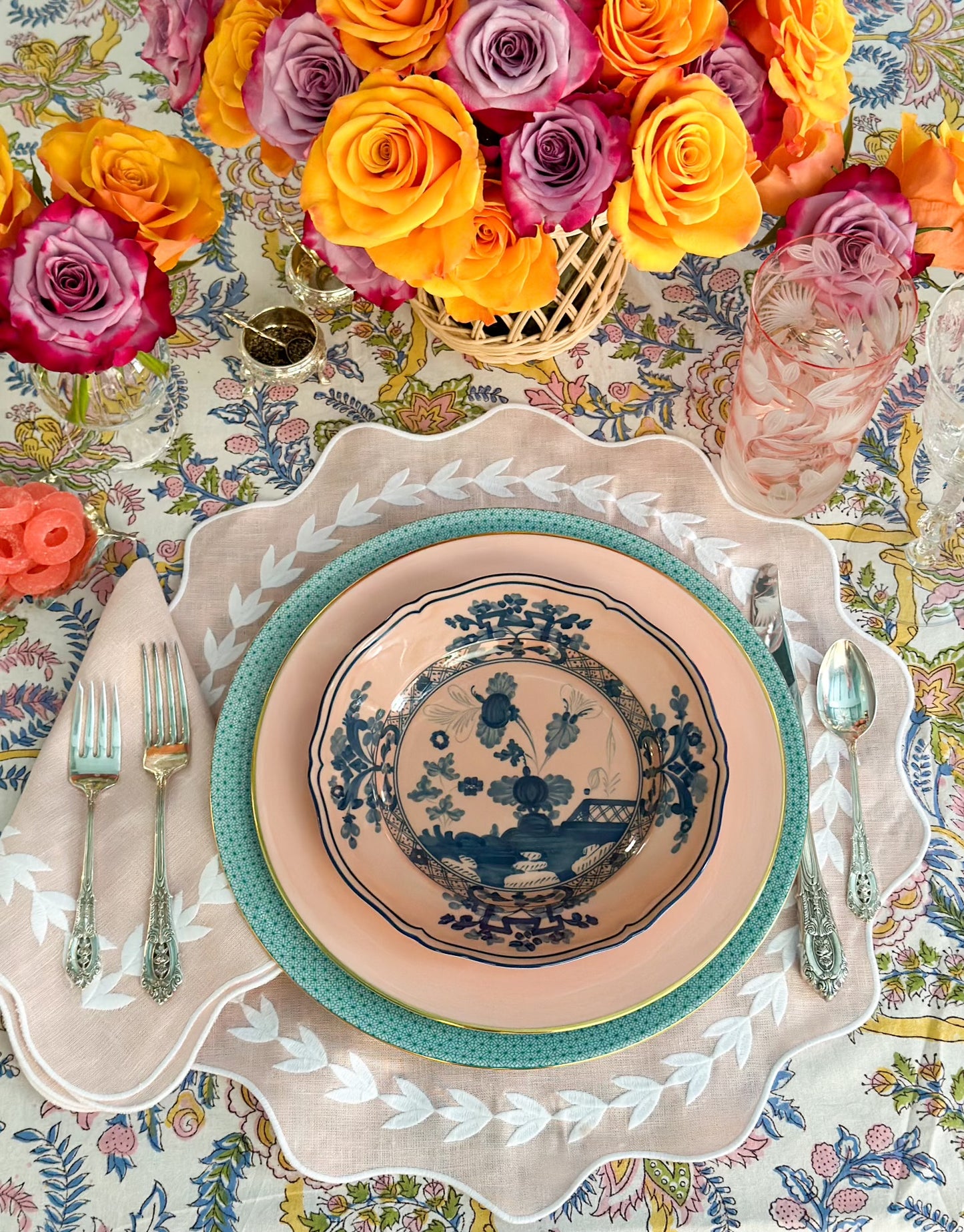 Spring pastels print tablecloth, 120 in round