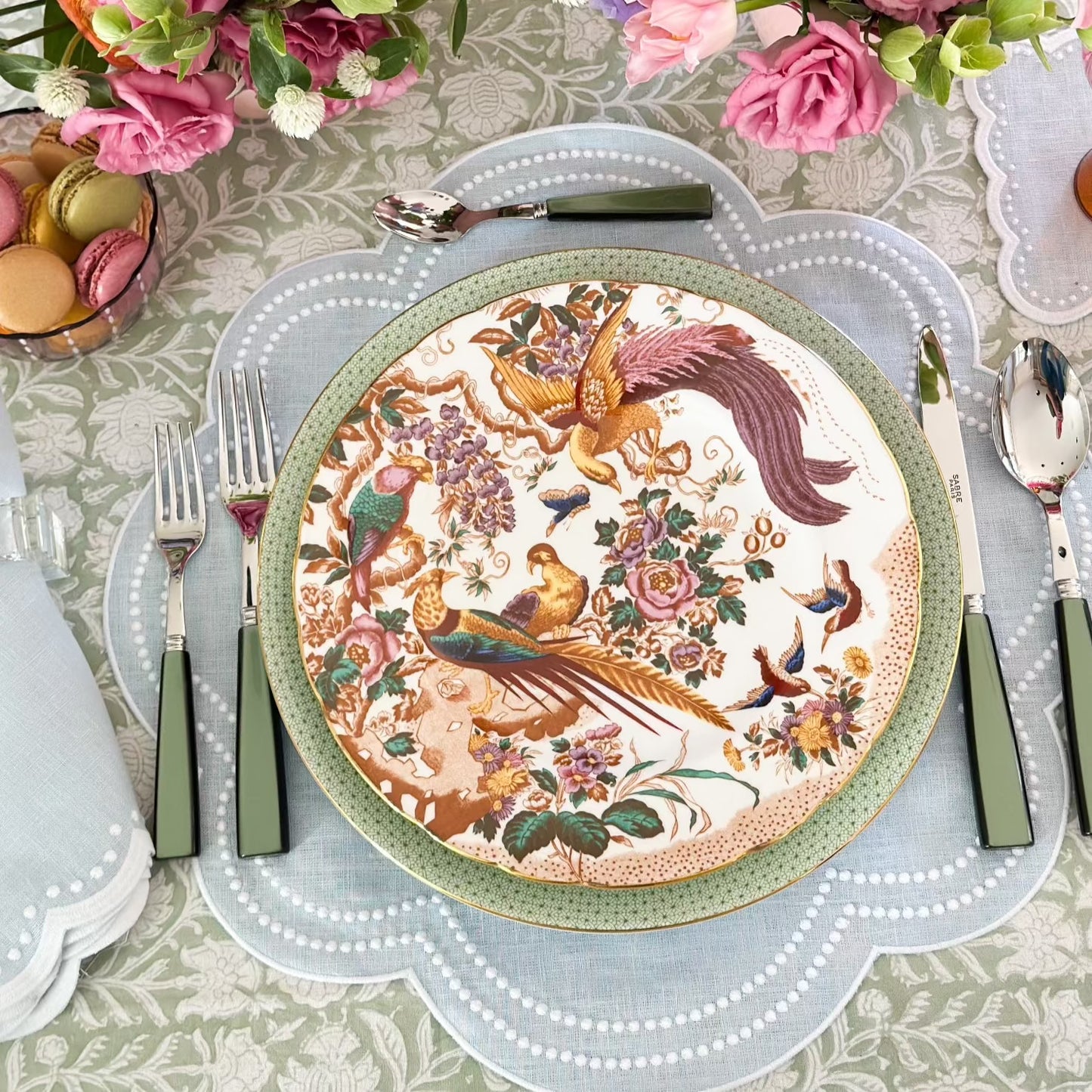 Light green print tablecloth 120 in Round