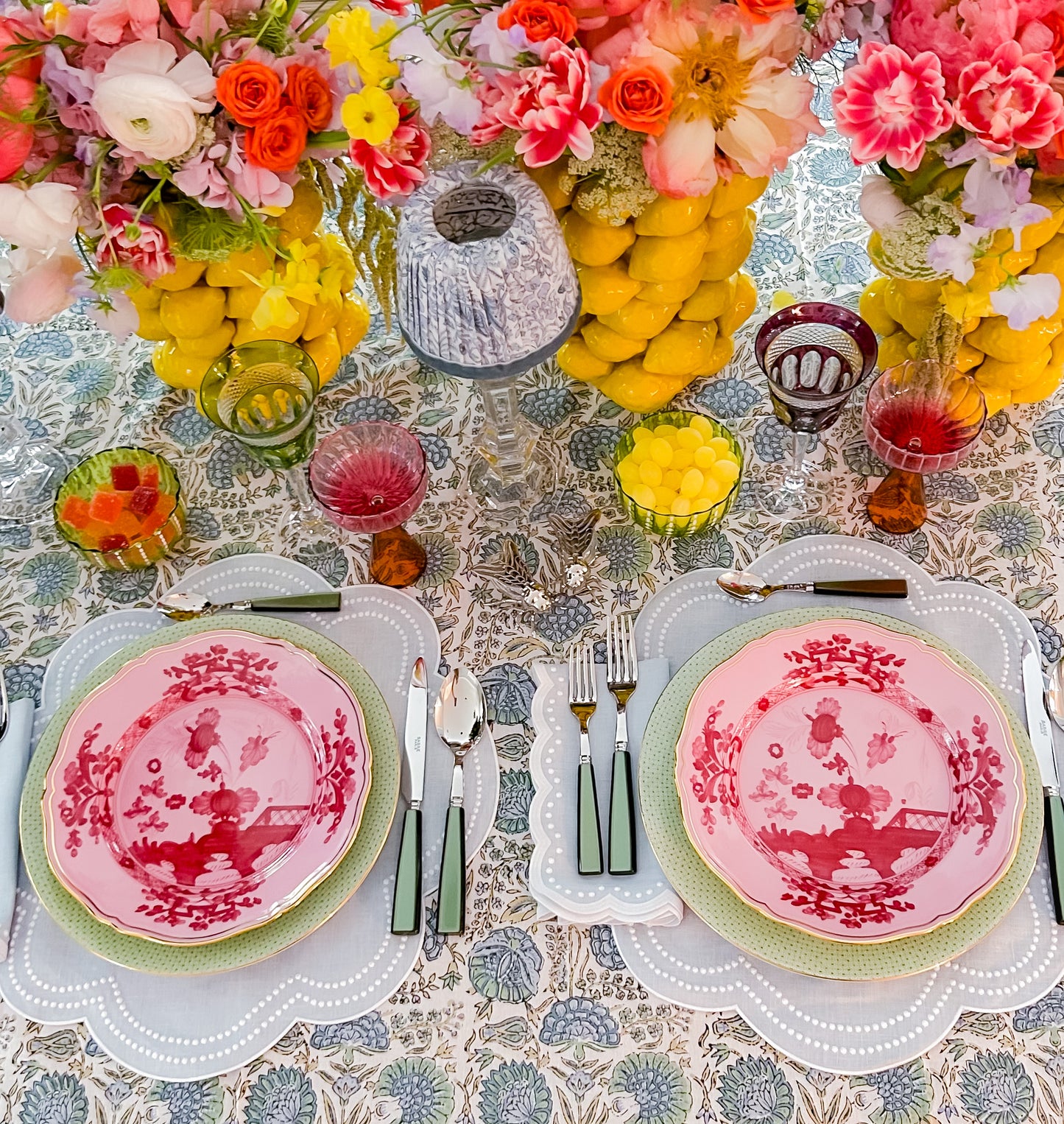 Light blue dots napkin