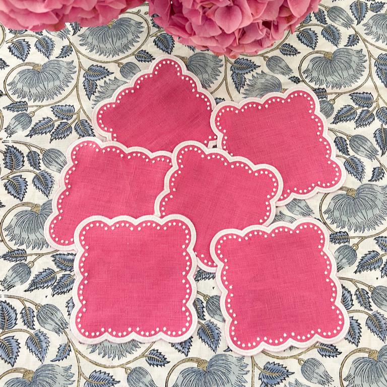 Scalloped cocktail napkins, set of 4