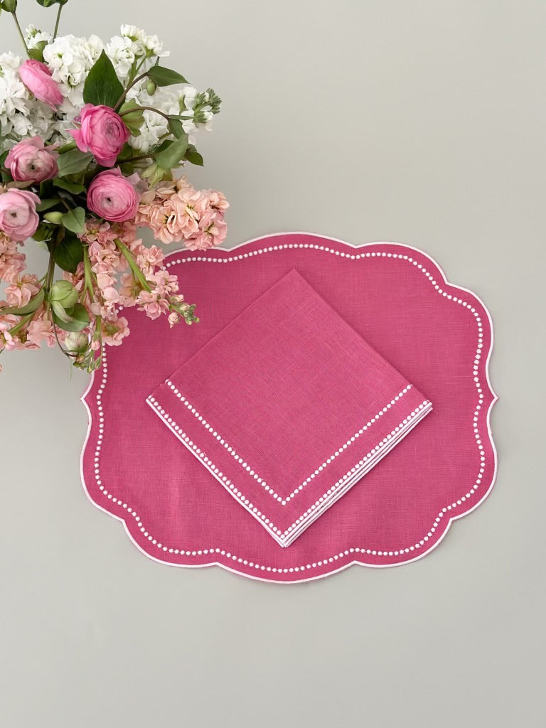 Pink dots napkin