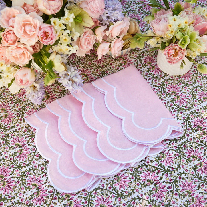 Dinner napkin