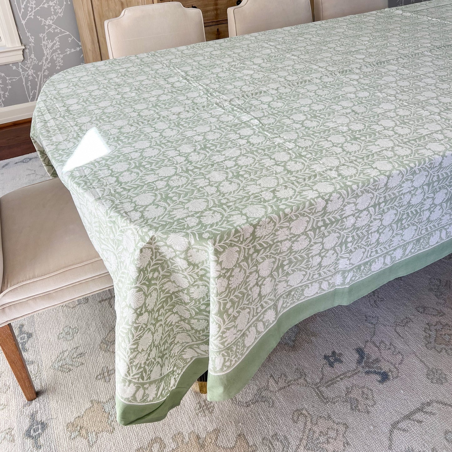Light green print tablecloth 120 in Round
