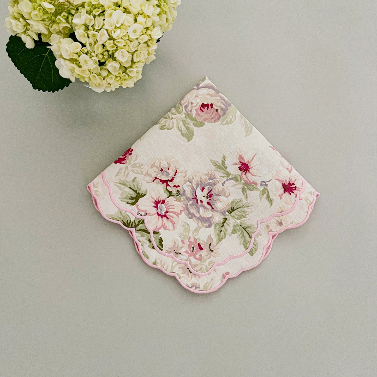 Dinner napkin