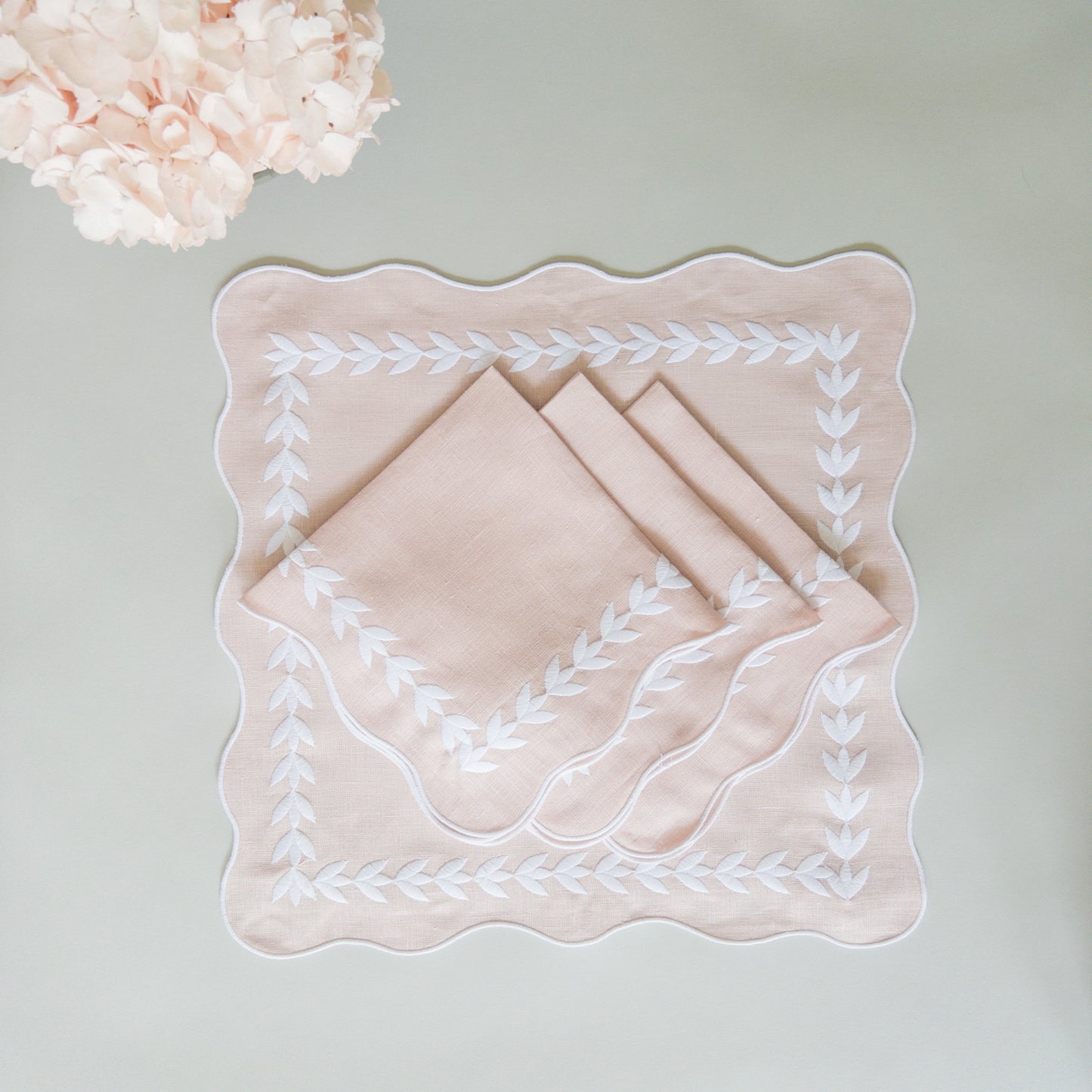 Petal napkin