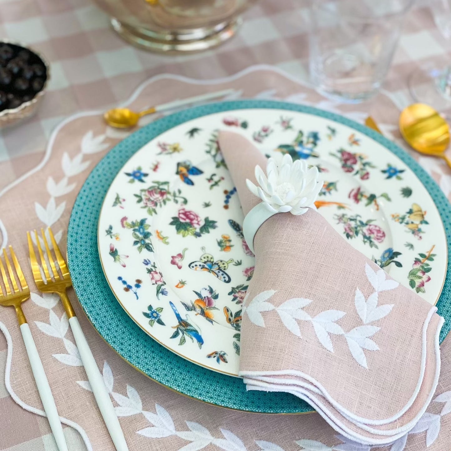 Petal placemat