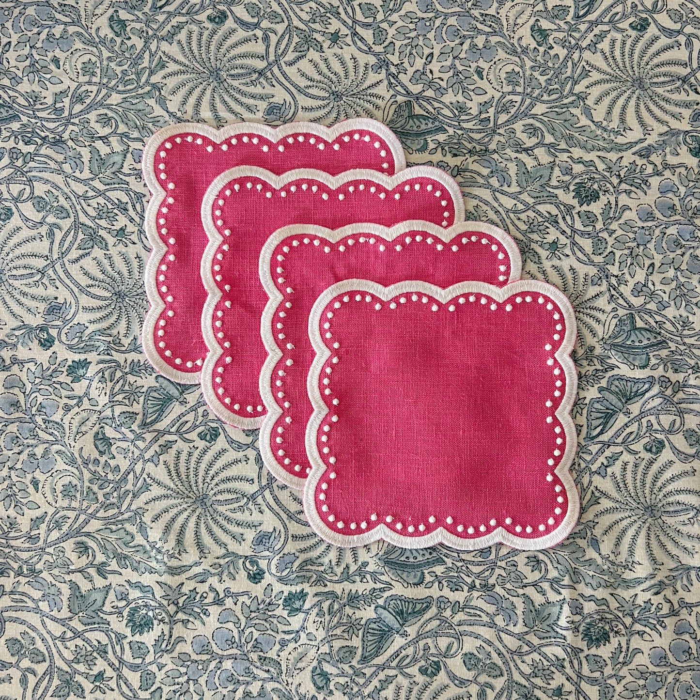 Scalloped cocktail napkins, set of 4