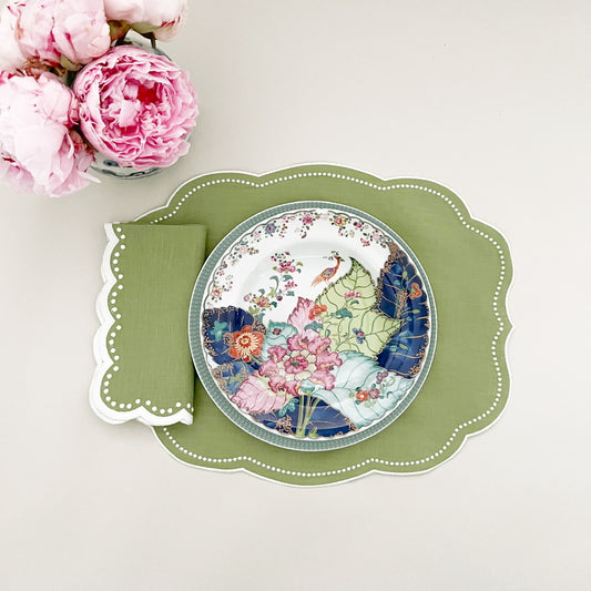 Green dots placemat