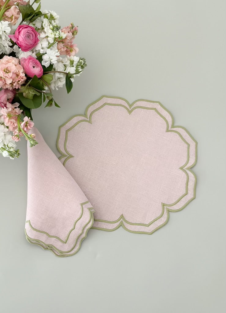 Petal with green border placemat