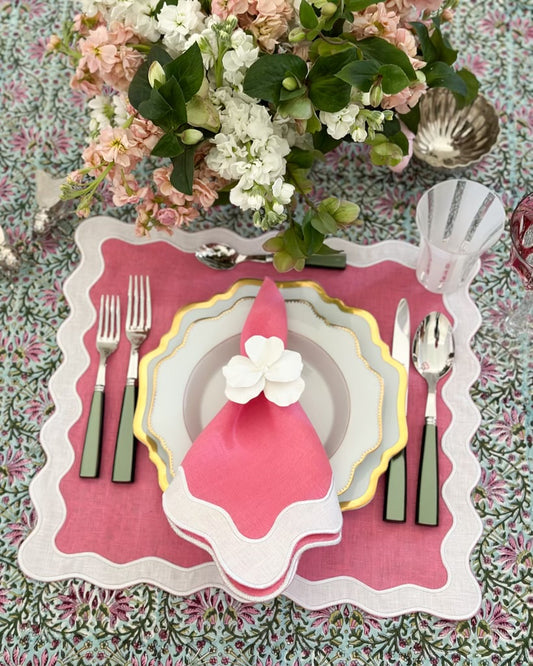 Wavy Pink with white border placemat