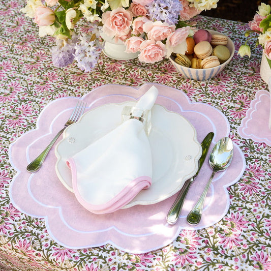 Dinner napkin