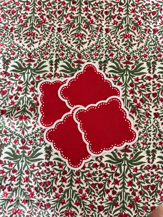 Scalloped cocktail napkins, set of 4